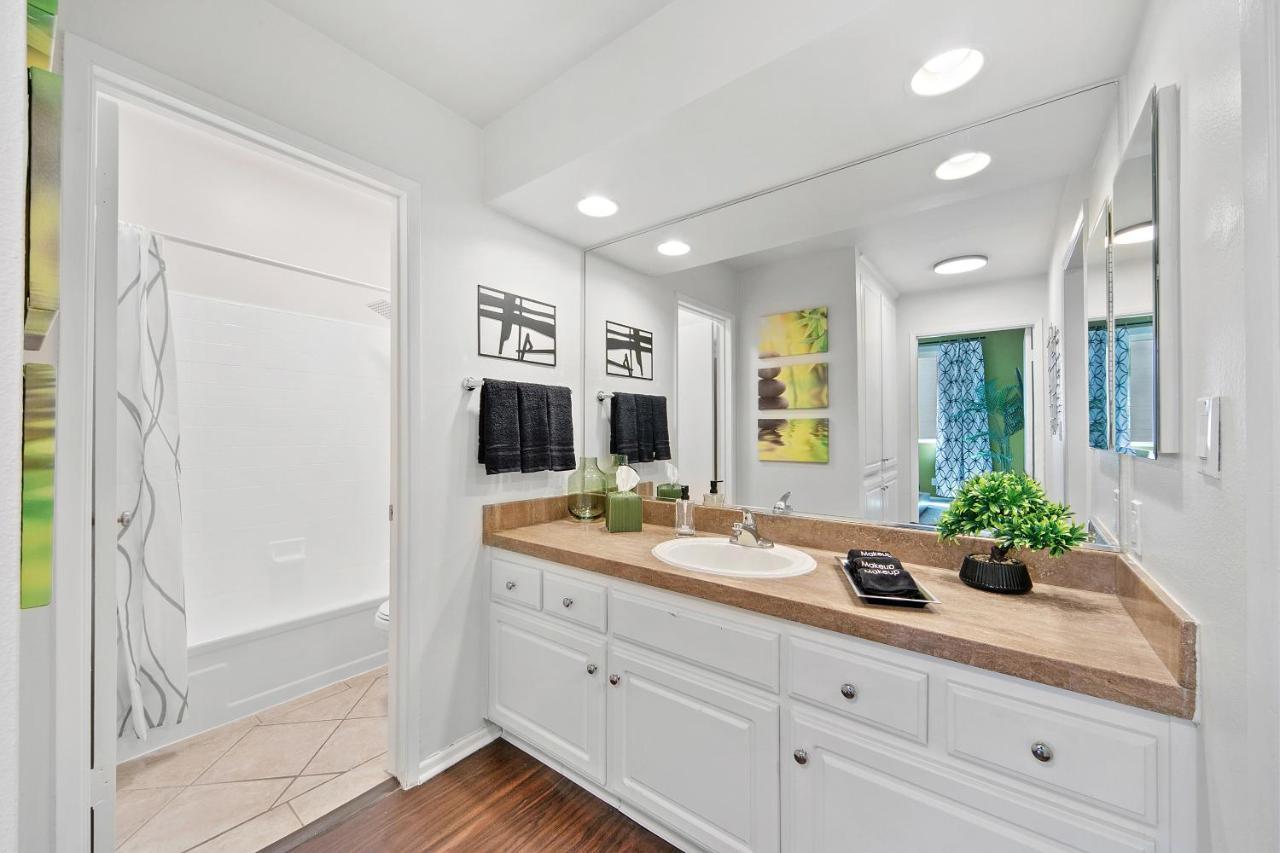 Beverly Hills Gem 1 Bedroom Apt With Parking 218 Los Ángeles Exterior foto